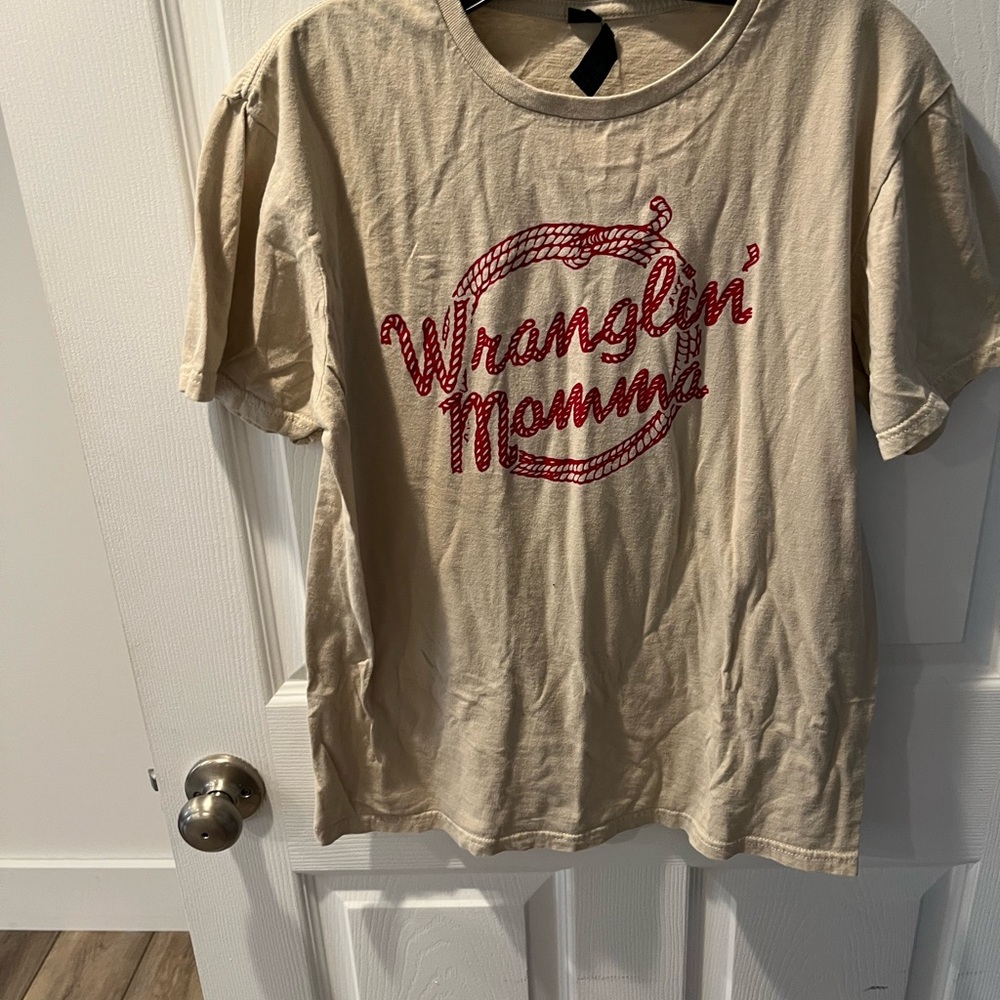 Wranglin' Momma Beige T-Shirt with Red Graphic